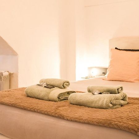 Casa Besalu Estudio En El Centro Del Pueblo Zewnętrze zdjęcie