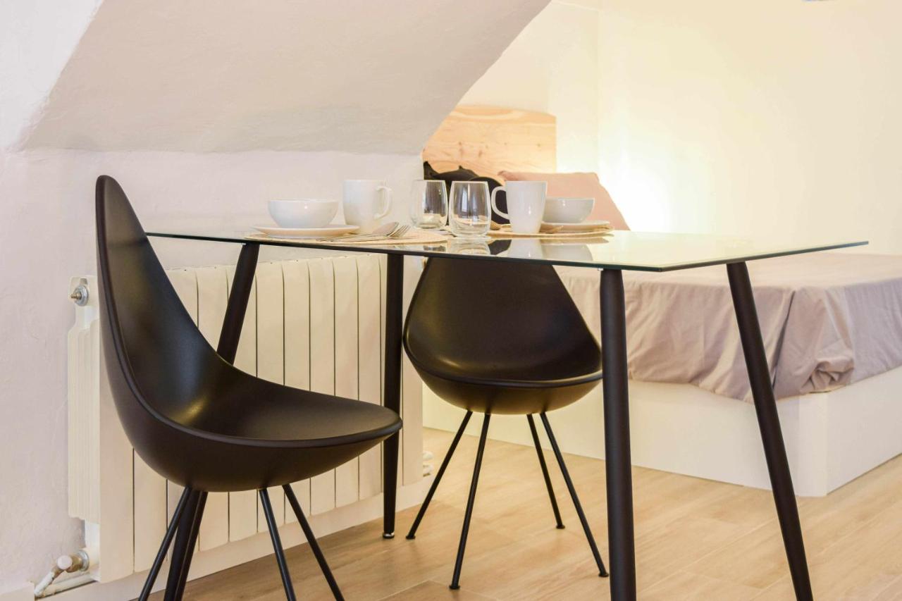 Casa Besalu Estudio En El Centro Del Pueblo Zewnętrze zdjęcie