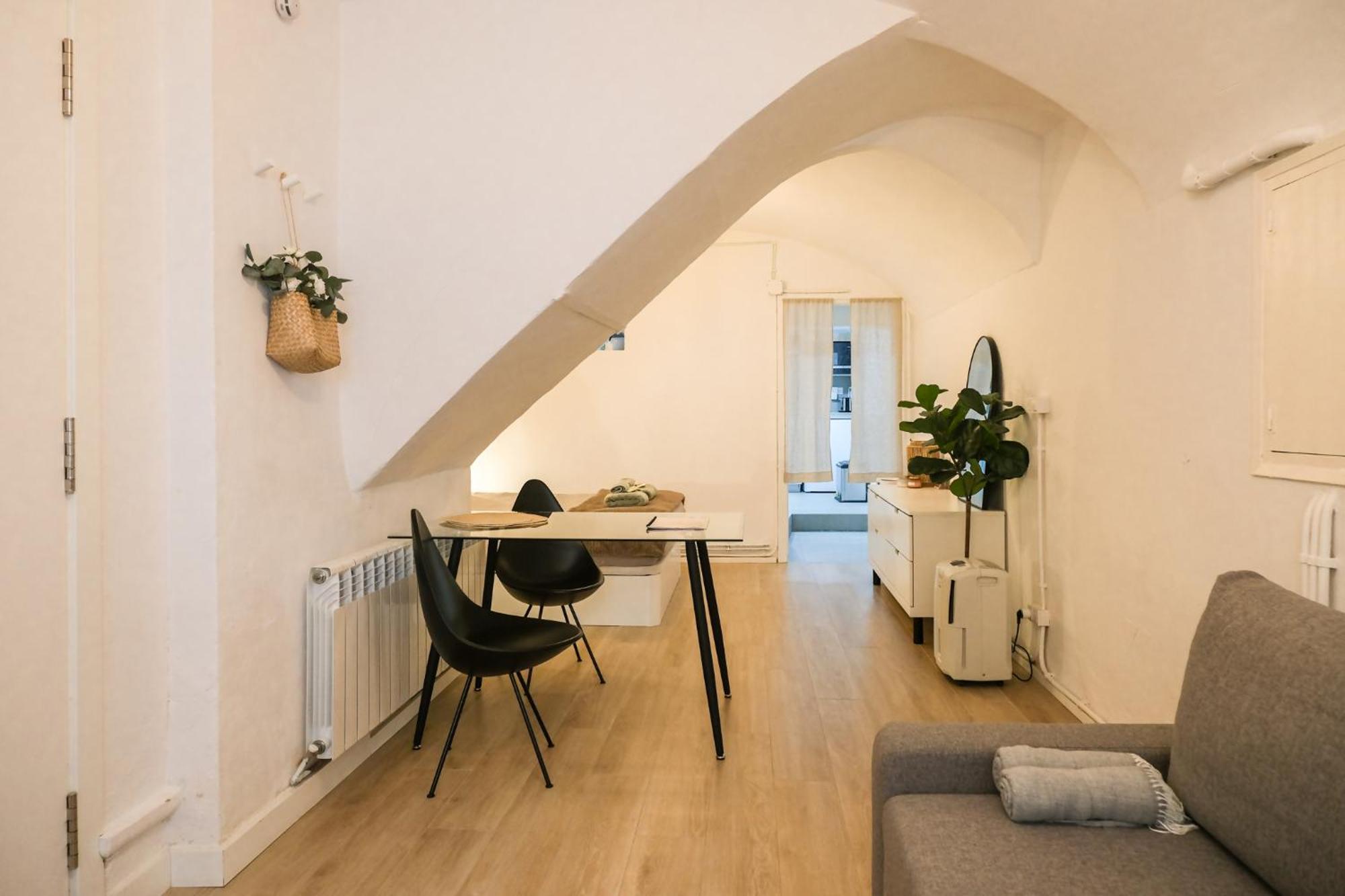 Casa Besalu Estudio En El Centro Del Pueblo Zewnętrze zdjęcie