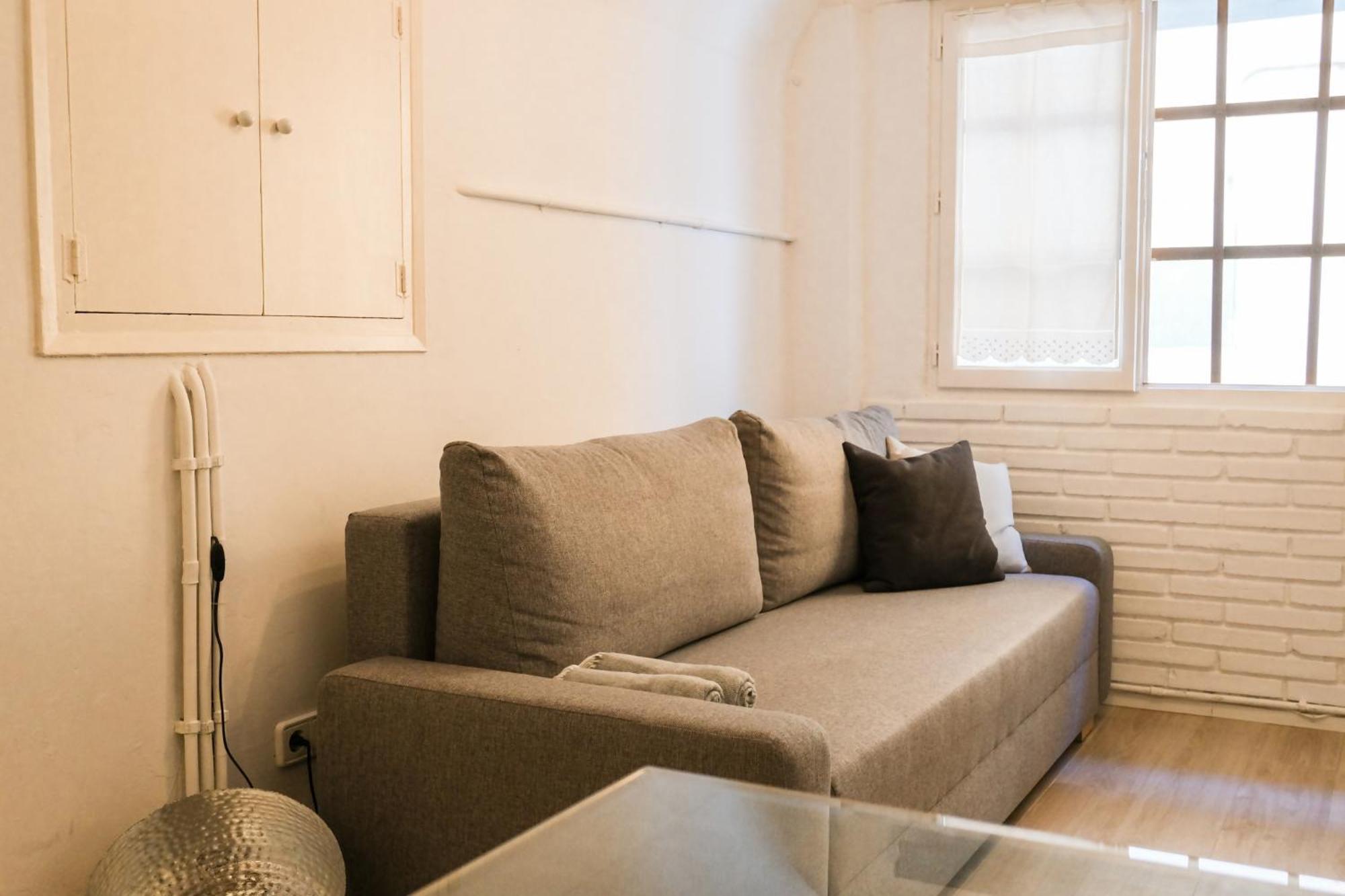 Casa Besalu Estudio En El Centro Del Pueblo Zewnętrze zdjęcie